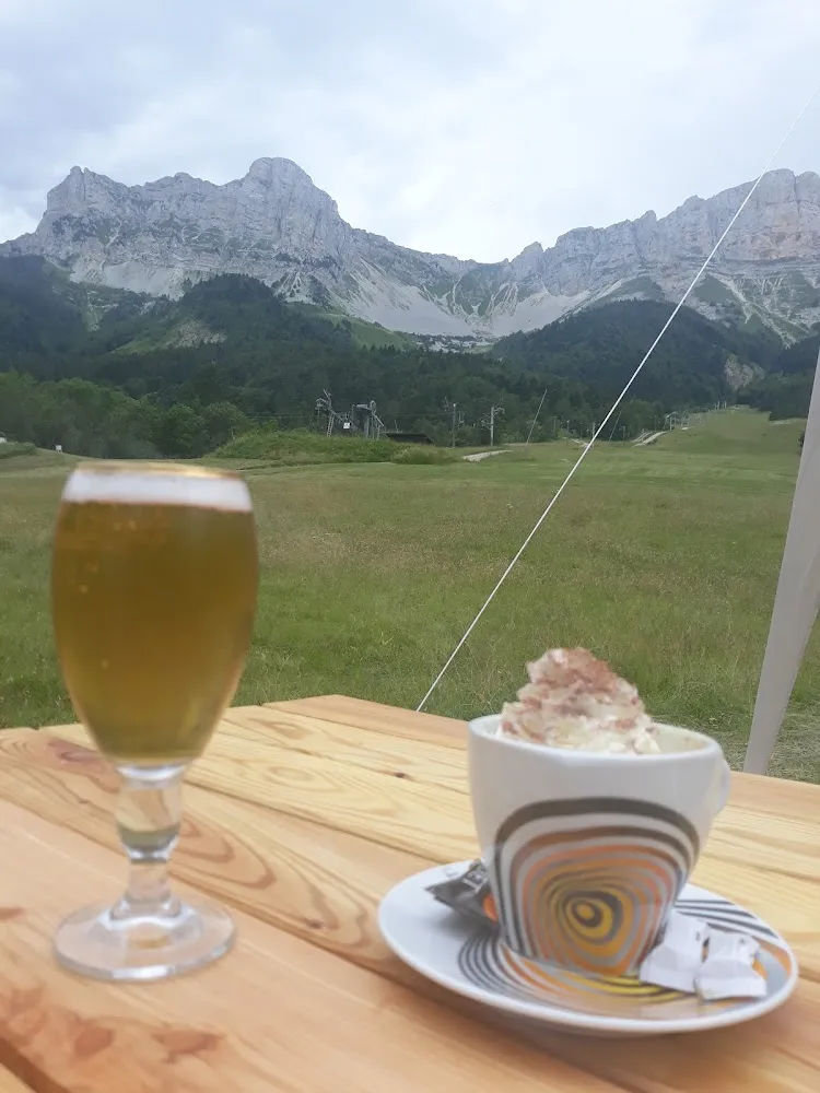 Bière Et Capuccino